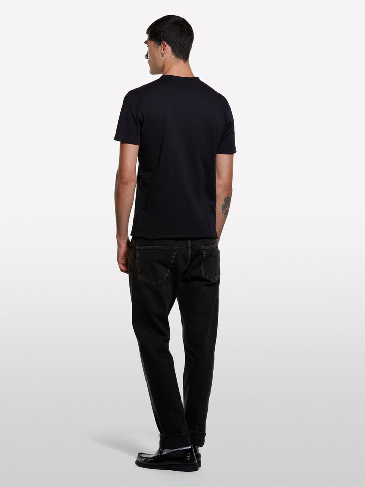T-shirt serafino nera - t-shirt a manica corta da uomo - Nero | Sisley image number 2